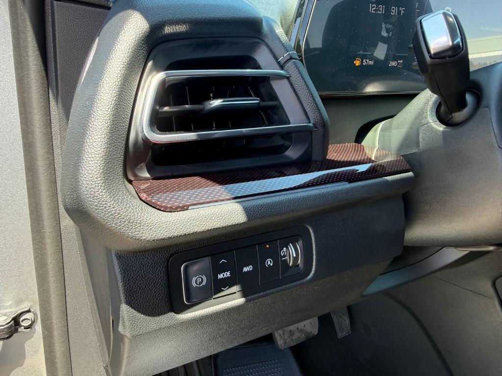 new 2026 Chevrolet Traverse car, priced at $54,289