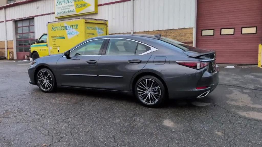 new 2025 Lexus ES 350 car, priced at $50,475