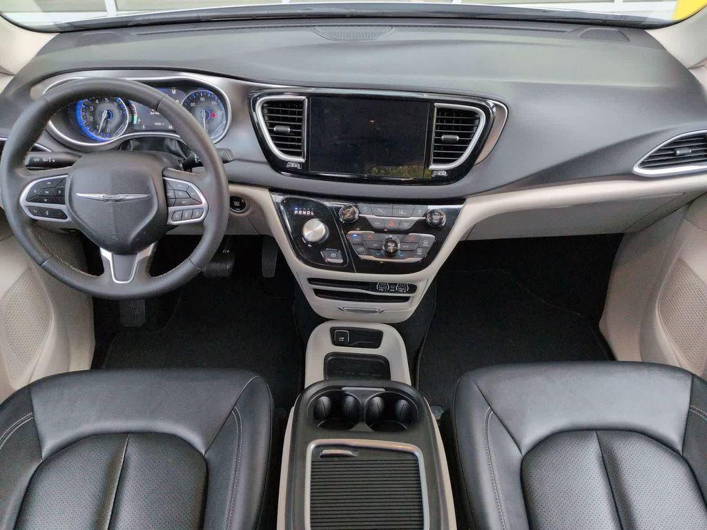 used 2024 Chrysler Pacifica car, priced at $23,845