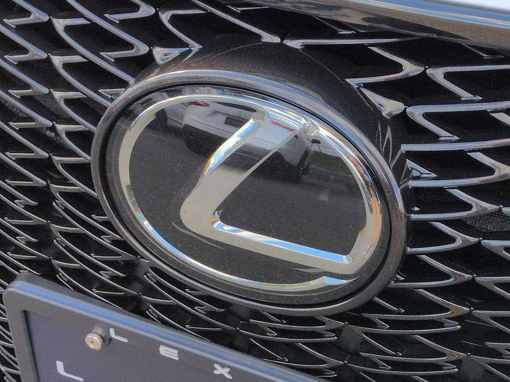 new 2025 Lexus ES 350 car, priced at $53,215