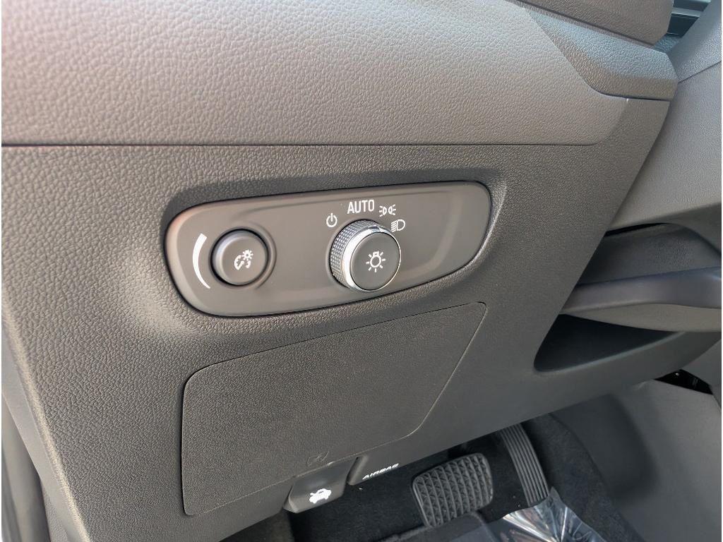 new 2026 Buick Encore GX car, priced at $27,552