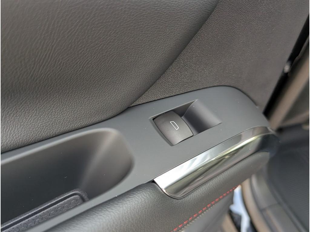 new 2026 Chevrolet Traverse car, priced at $51,059