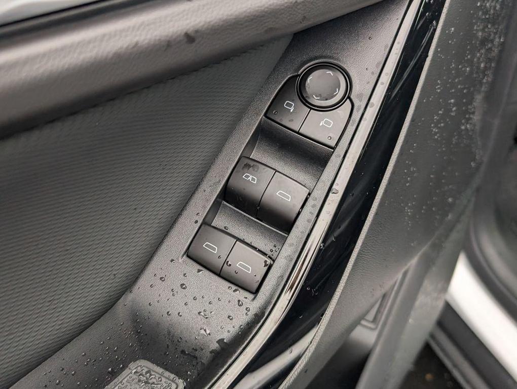 new 2026 Chevrolet Equinox car, priced at $32,868