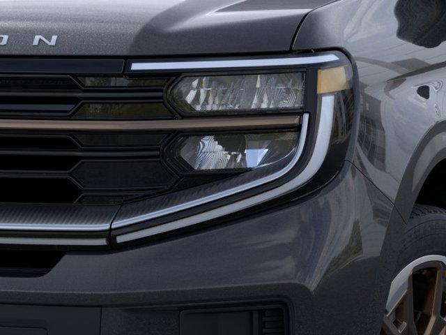 new 2025 Ford Expedition car, priced at $83,999