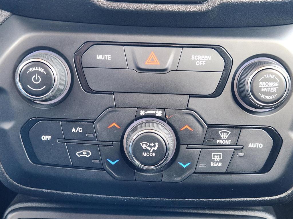 used 2020 Jeep Renegade car, priced at $12,500