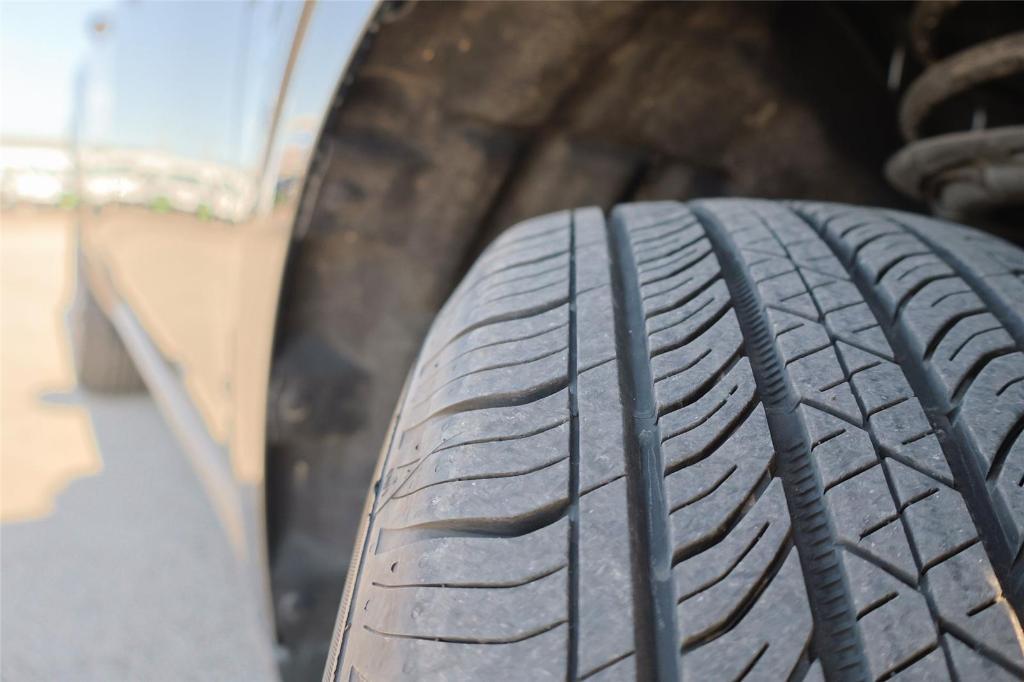 new 2025 Ford Maverick car, priced at $28,735