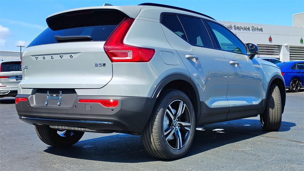 new 2026 Volvo XC40 car, priced at $44,995