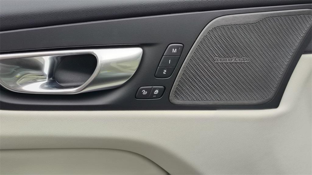 new 2026 Volvo XC60 car, priced at $63,095