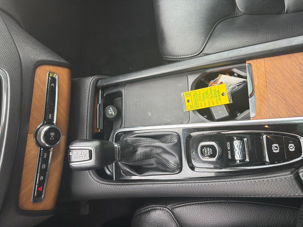 used 2021 Volvo XC90 car, priced at $26,348