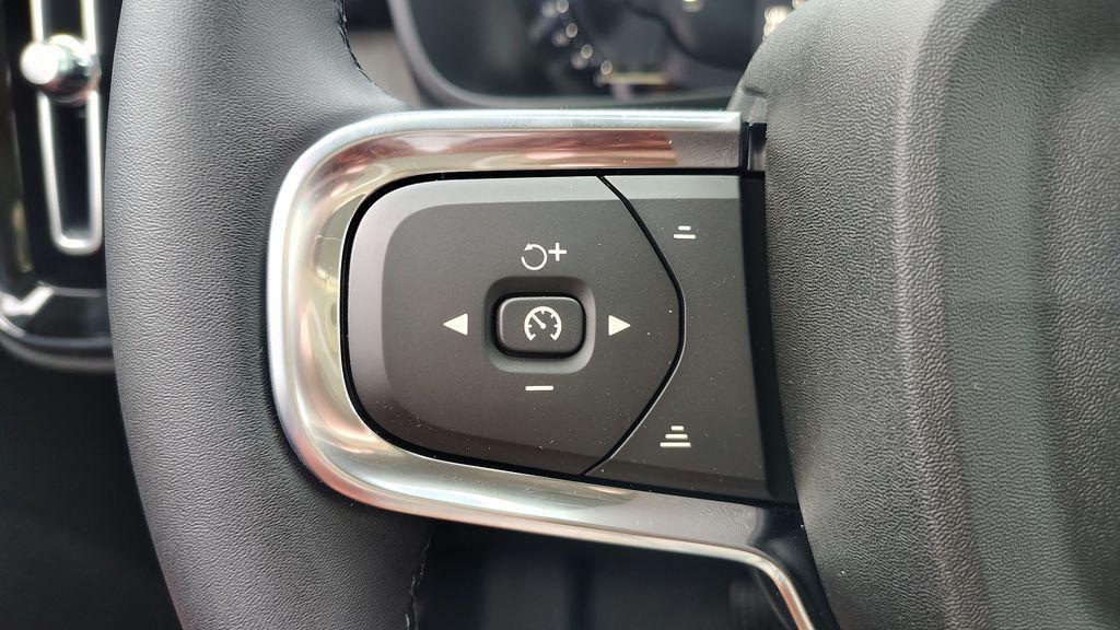 new 2026 Volvo XC40 car, priced at $50,260