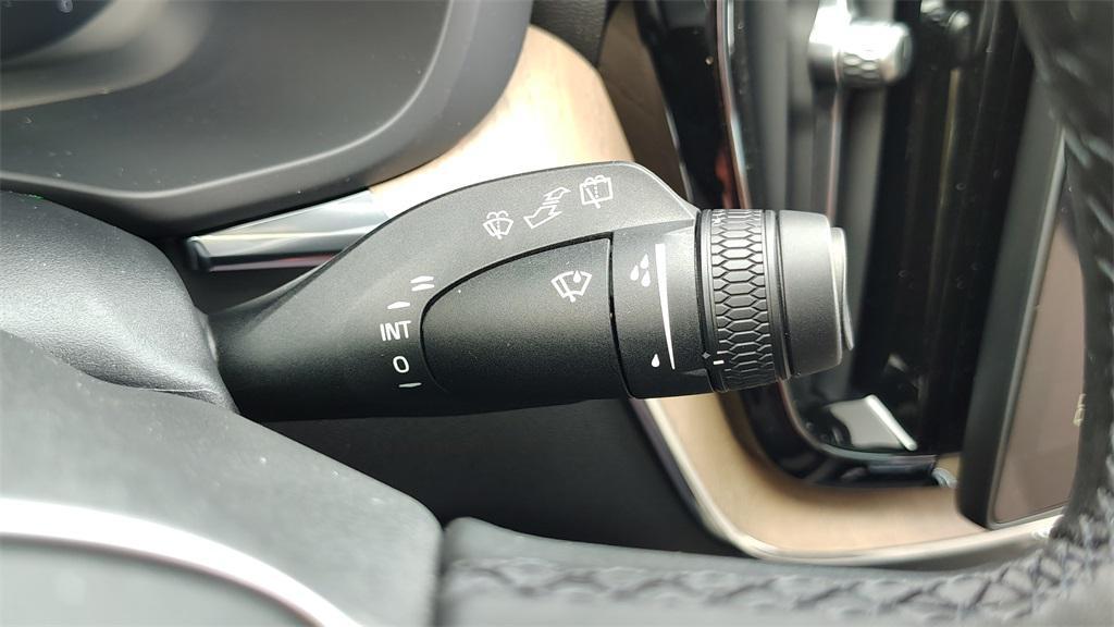 new 2026 Volvo XC60 car, priced at $57,145