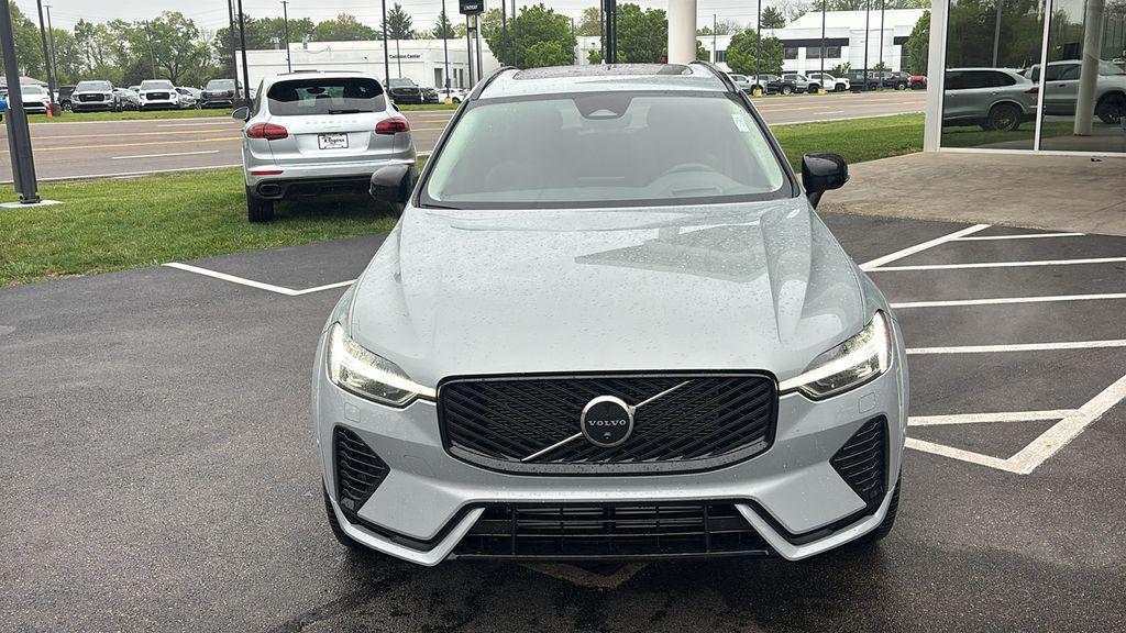 new 2026 Volvo XC60 Plug-In Hybrid car, priced at $75,618