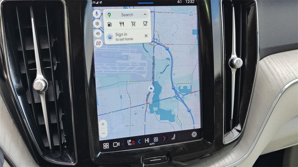 used 2023 Volvo XC60 car, priced at $29,500