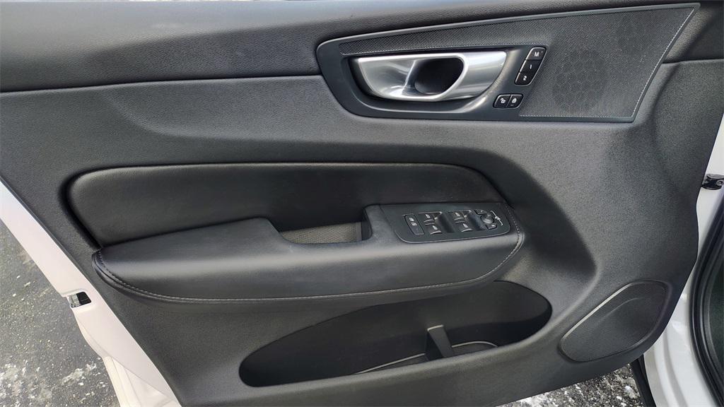 used 2024 Volvo XC60 car, priced at $30,500