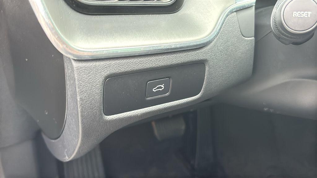 used 2025 Volvo XC60 car, priced at $34,948