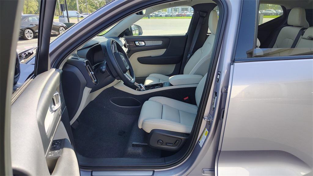 new 2026 Volvo XC40 car, priced at $53,525