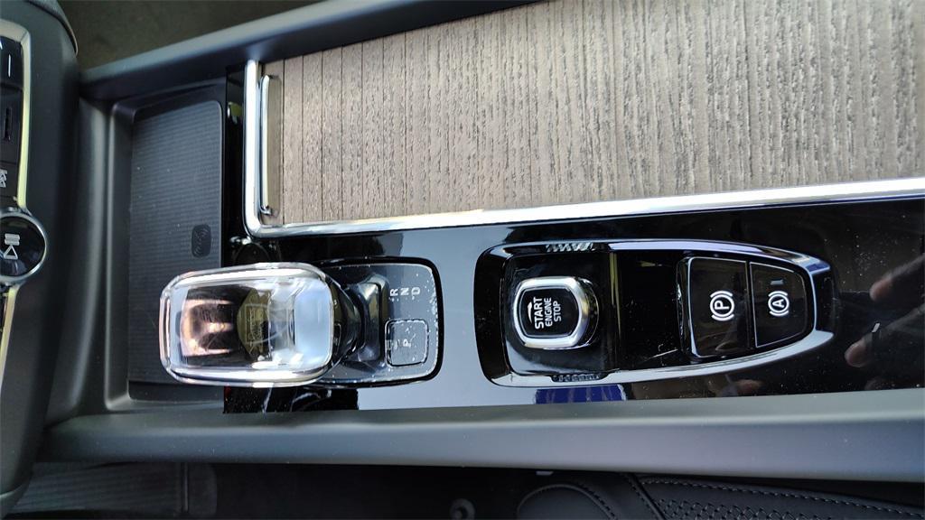 new 2026 Volvo XC60 car, priced at $57,145