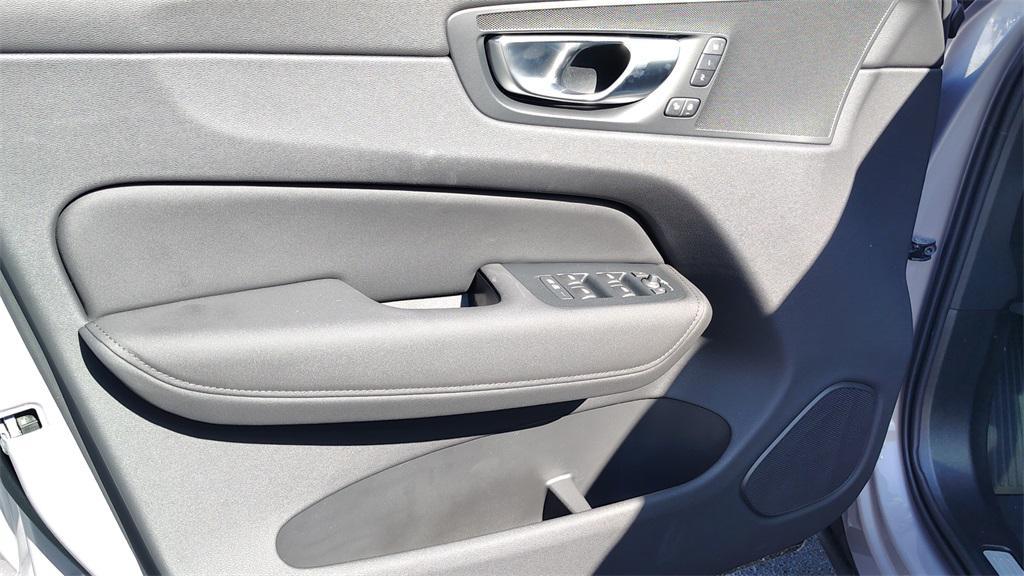 new 2026 Volvo XC60 car, priced at $57,145