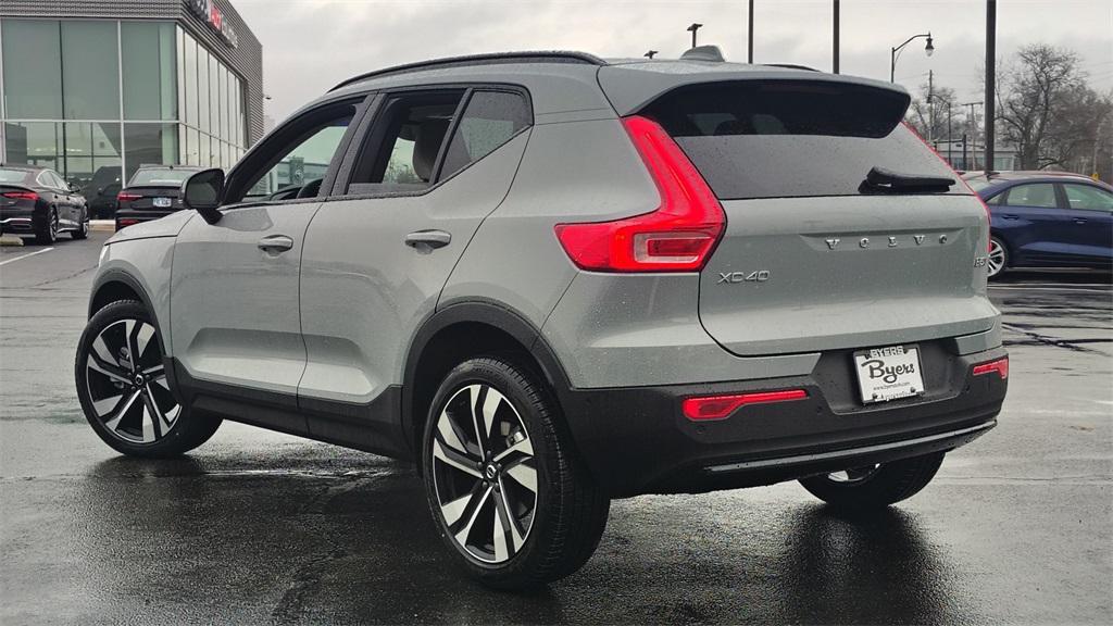 new 2026 Volvo XC40 car, priced at $49,945
