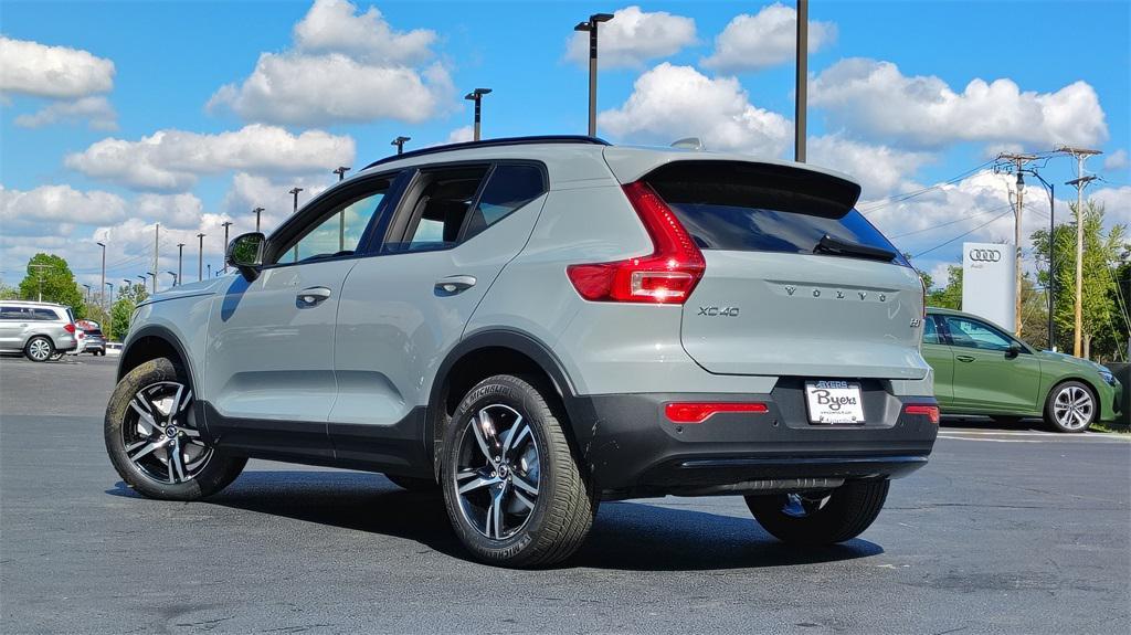 new 2026 Volvo XC40 car, priced at $45,545