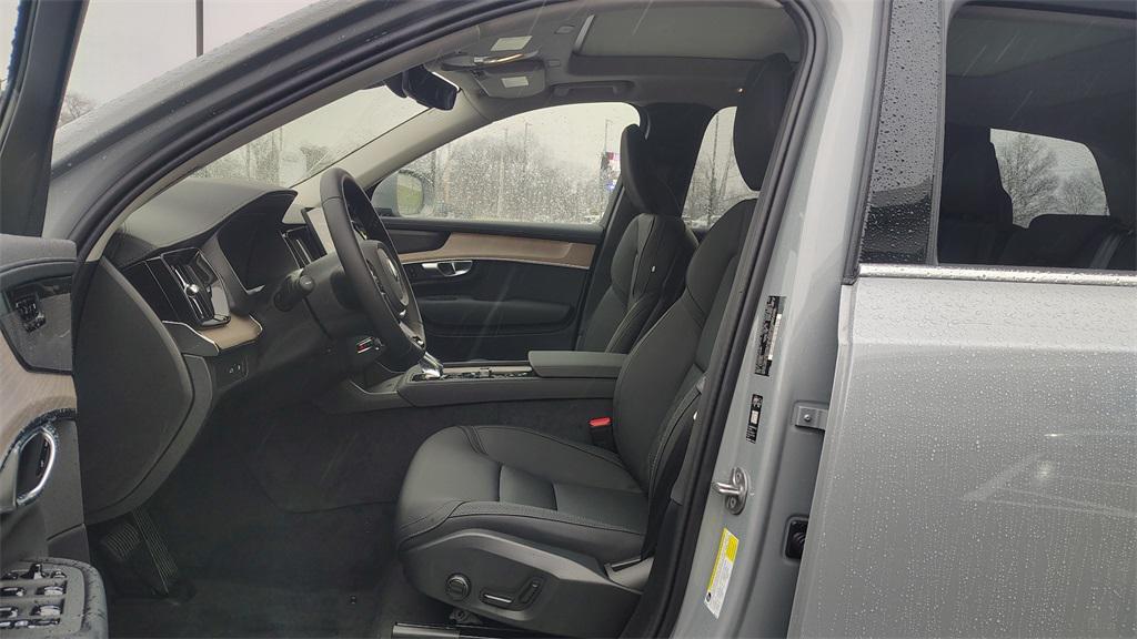 new 2026 Volvo XC90 Plug-In Hybrid car, priced at $81,875