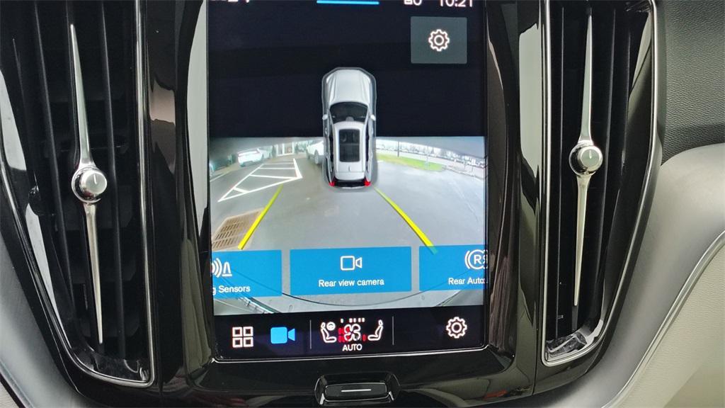 used 2023 Volvo XC60 car, priced at $29,900