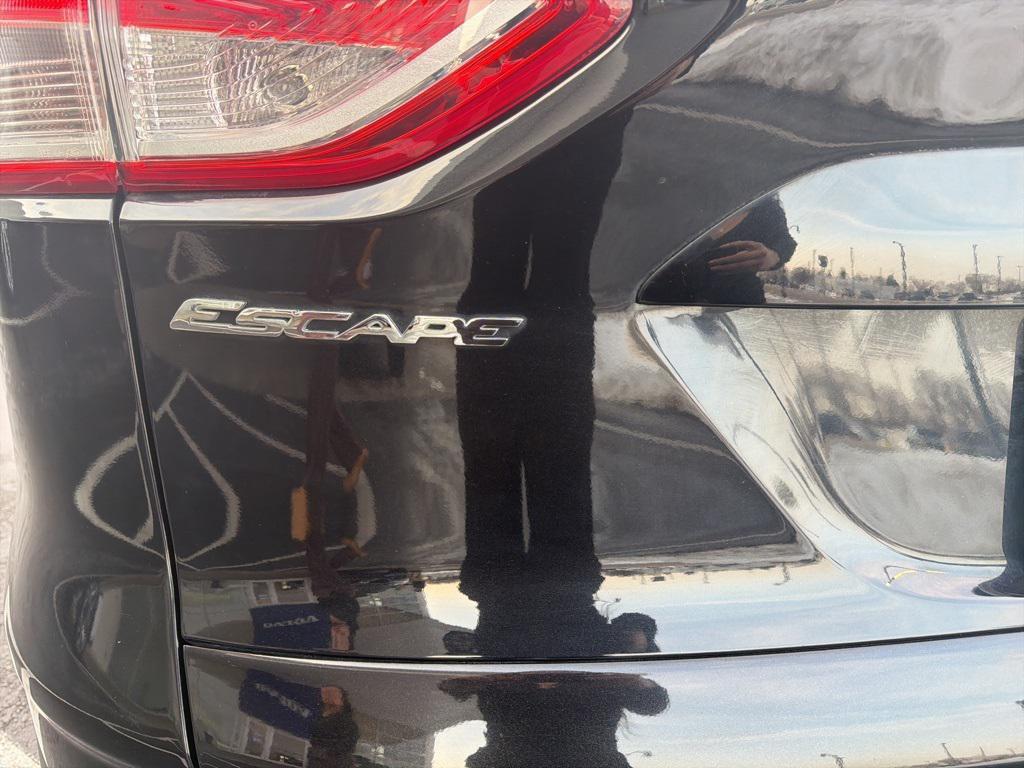 used 2015 Ford Escape car, priced at $8,500