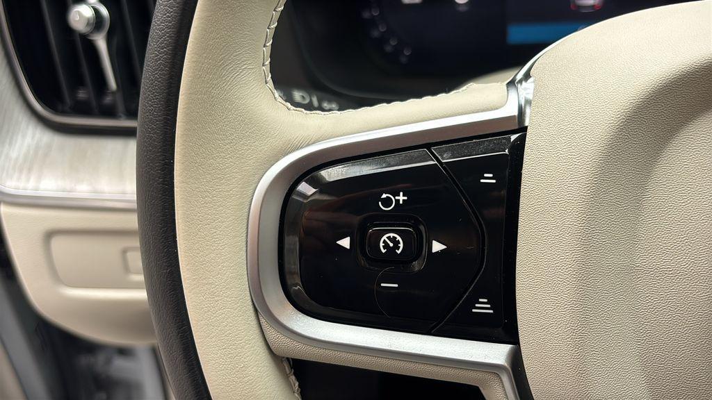 used 2025 Volvo XC60 car, priced at $45,900