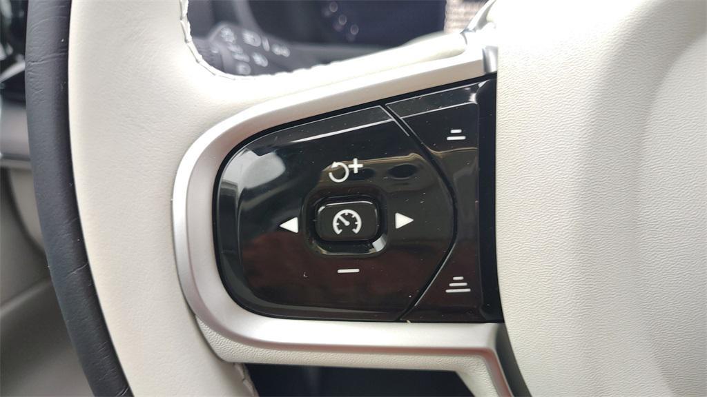 new 2026 Volvo XC90 car, priced at $74,645