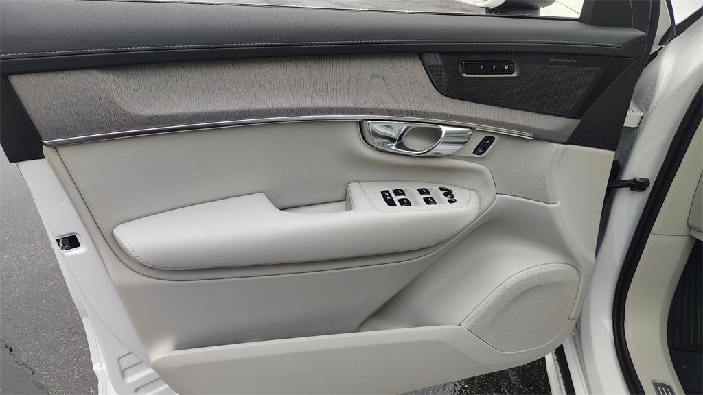 new 2026 Volvo XC90 car, priced at $74,645