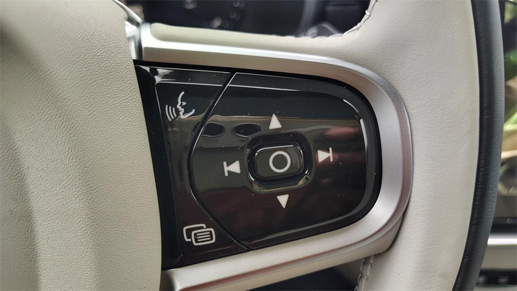 new 2026 Volvo XC90 car, priced at $74,645