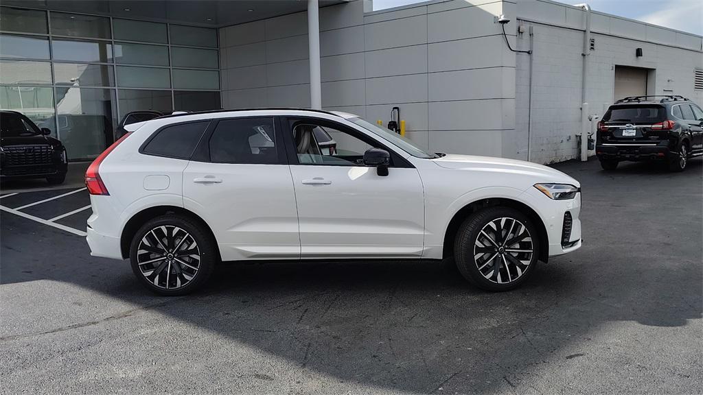 new 2026 Volvo XC60 car, priced at $63,095