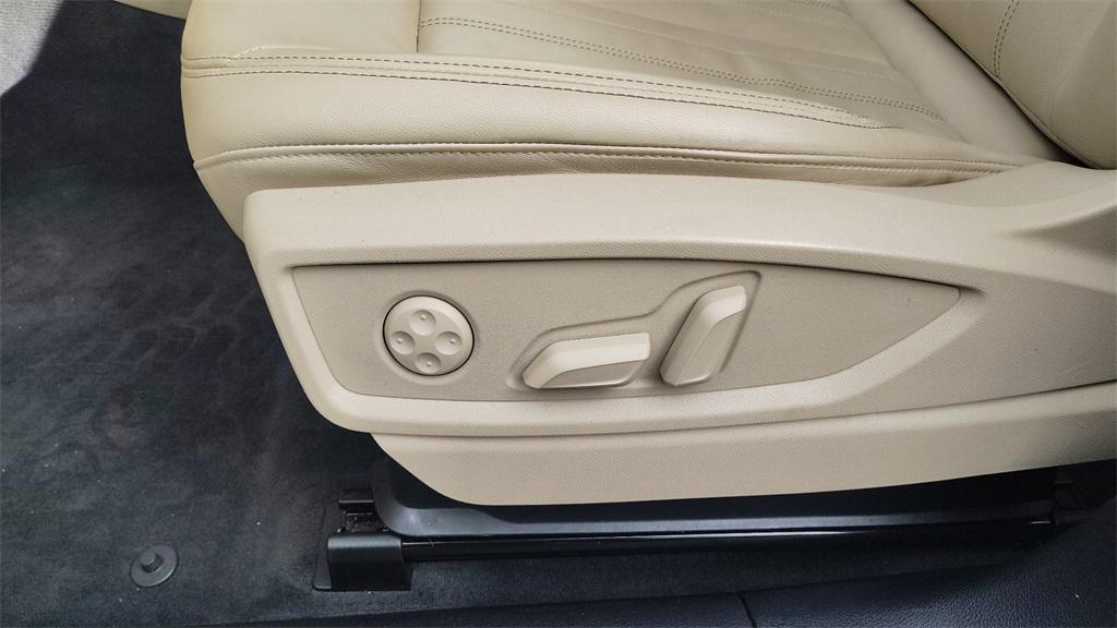 used 2021 Audi Q5 car, priced at $27,900