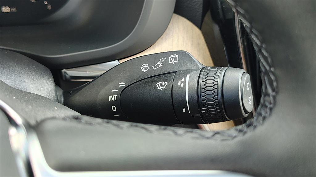 new 2026 Volvo XC60 car, priced at $57,985