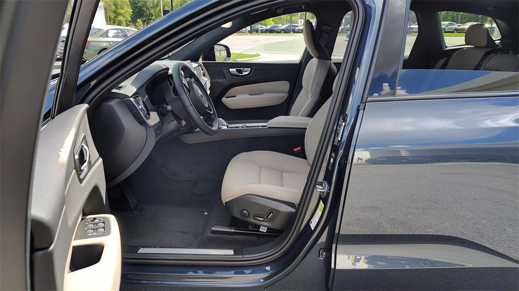 new 2026 Volvo XC60 car, priced at $57,985