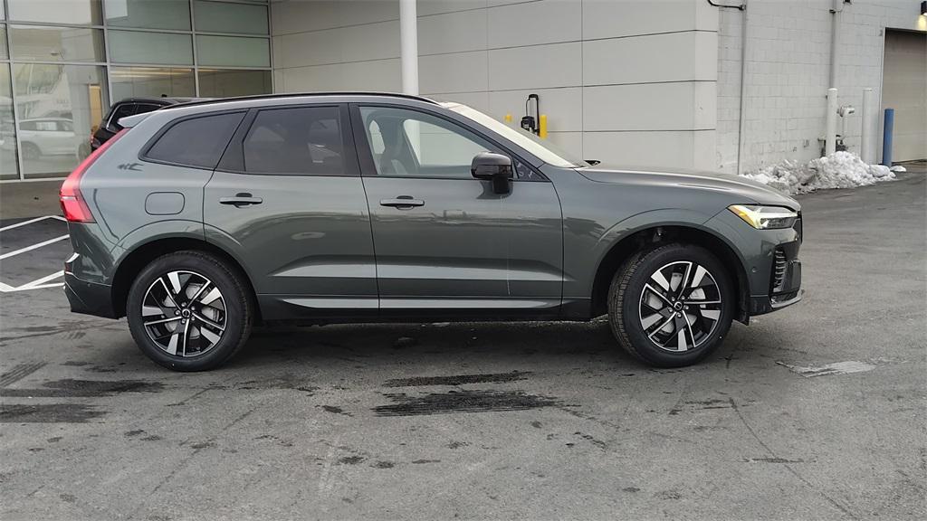 new 2026 Volvo XC60 car, priced at $56,345