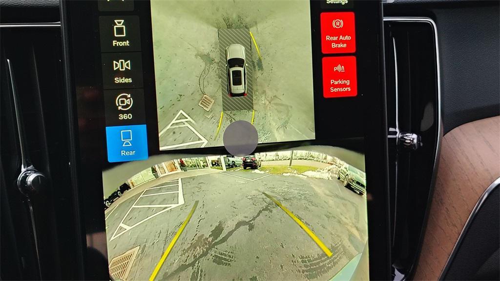 new 2026 Volvo XC60 car, priced at $56,345