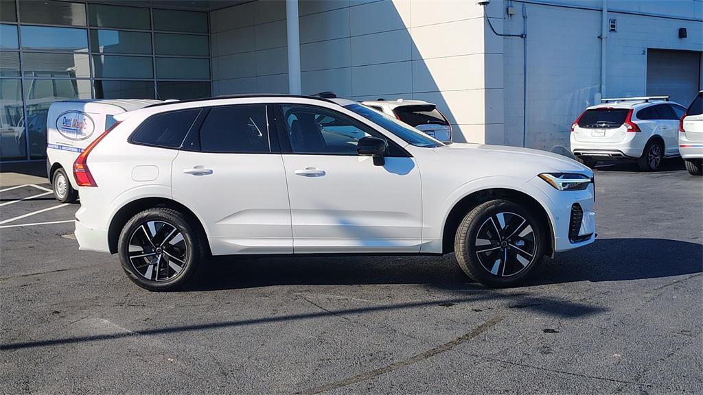 new 2026 Volvo XC60 car, priced at $57,760
