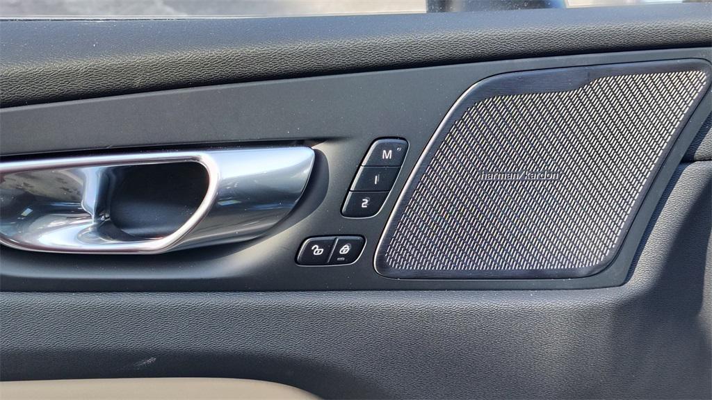 new 2026 Volvo XC60 car, priced at $58,490