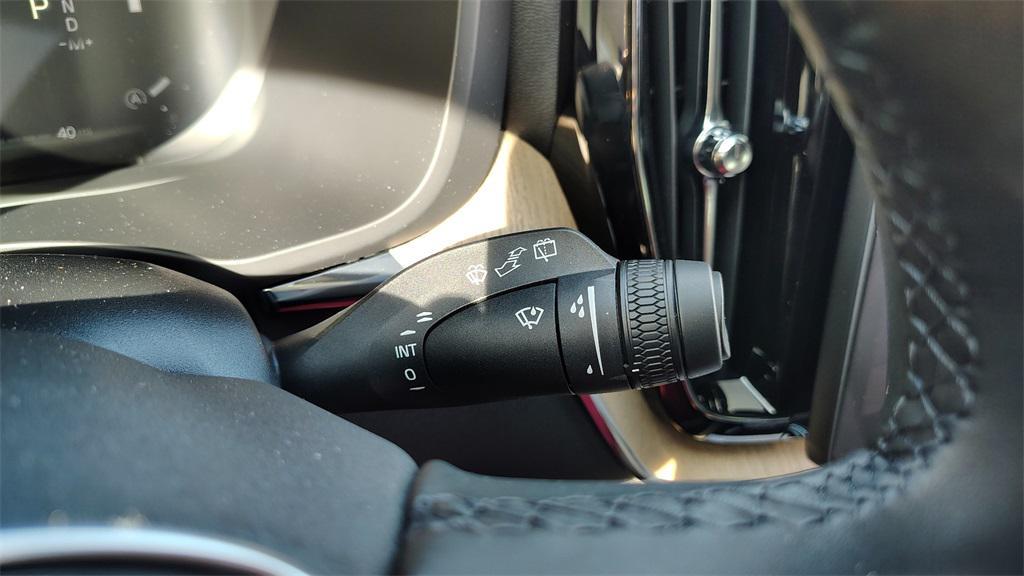 new 2026 Volvo XC60 car, priced at $58,490