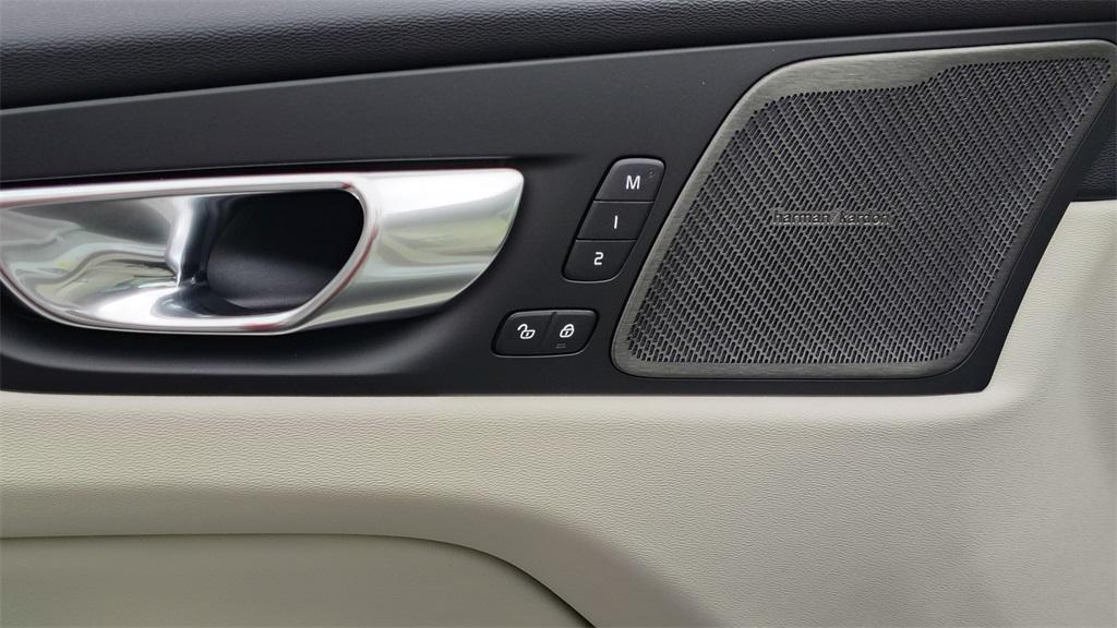 new 2026 Volvo XC60 car, priced at $63,095