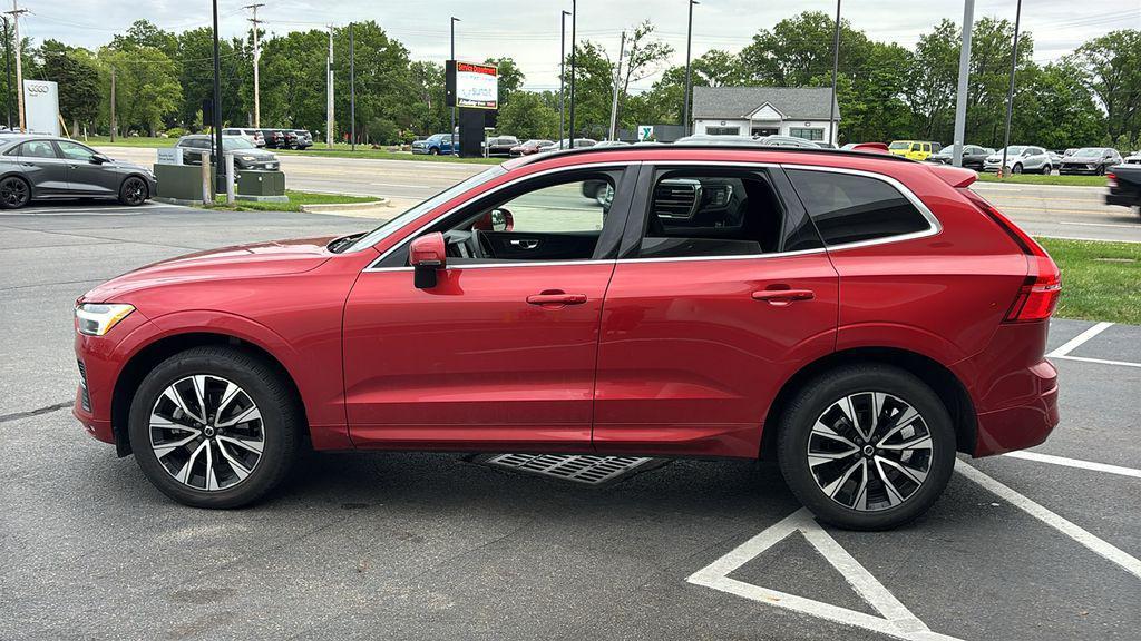 used 2023 Volvo XC60 car, priced at $33,348