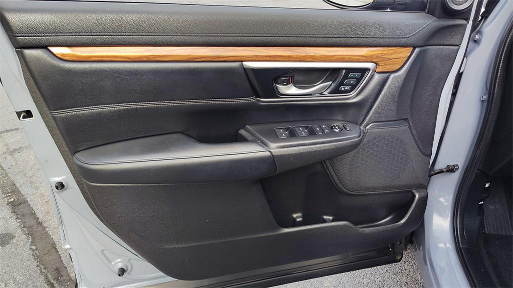 used 2022 Honda CR-V Hybrid car, priced at $28,500