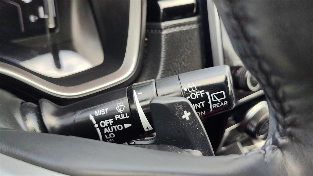 used 2022 Honda CR-V Hybrid car, priced at $28,500