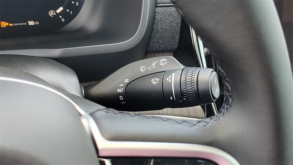 new 2026 Volvo XC90 car, priced at $75,155