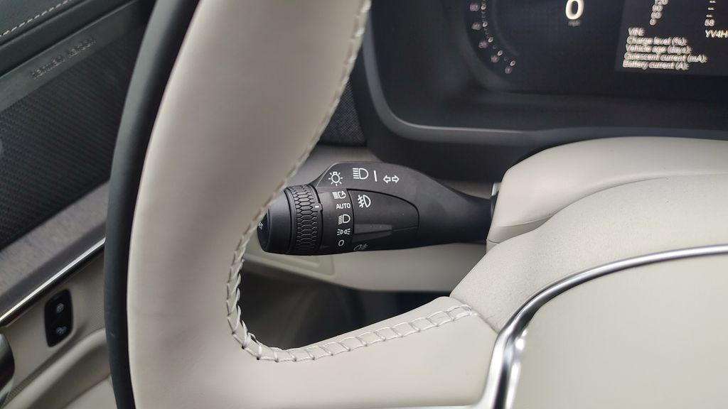 new 2026 Volvo XC90 Plug-In Hybrid car, priced at $85,625