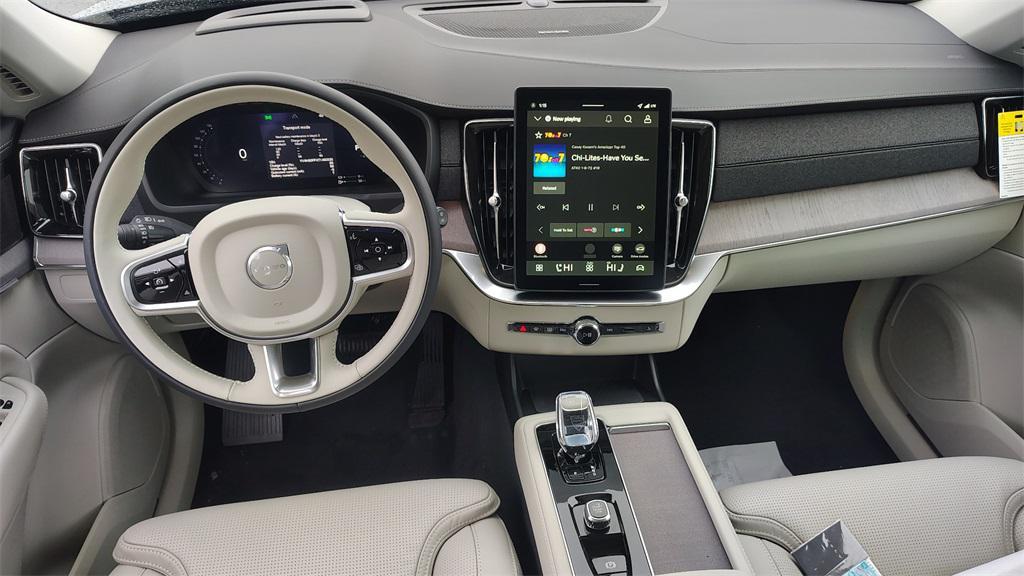 new 2026 Volvo XC90 Plug-In Hybrid car, priced at $85,625