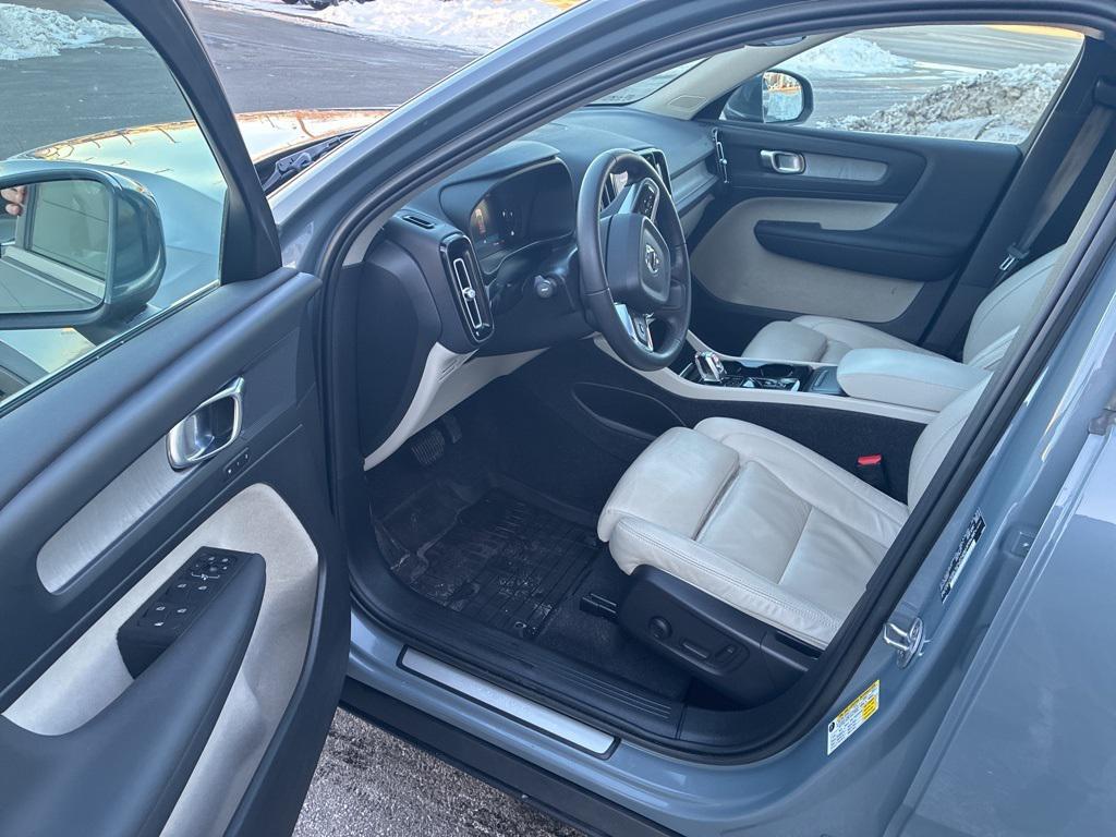 used 2023 Volvo XC40 car, priced at $27,500