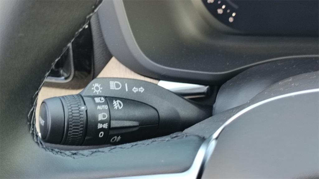 new 2026 Volvo XC60 car, priced at $59,790