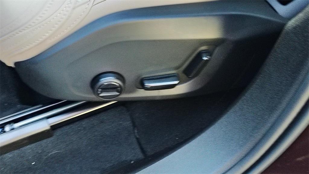 new 2026 Volvo XC60 car, priced at $59,790